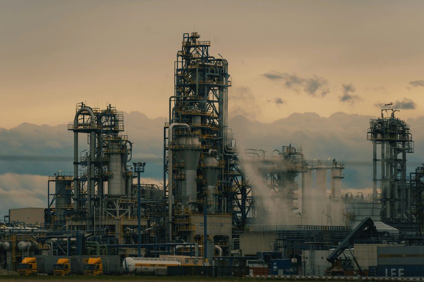 Catalisadores para refinarias de petróleo
